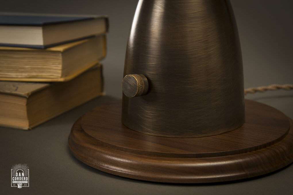 Apparatus Column Table Lamp