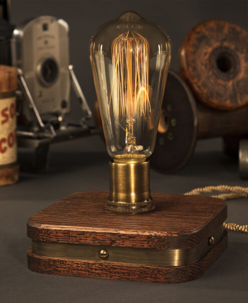Menlo Lamp