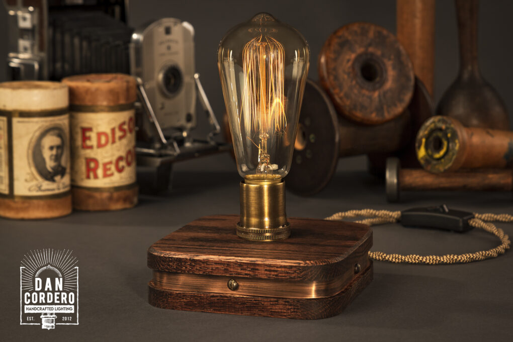 The Menlo Edison Desk Lamp