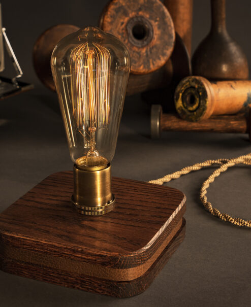 The Menlo Edison Table Lamp